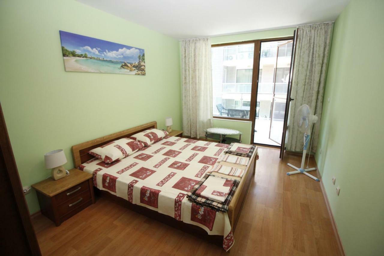 Apartment Rosi Поморие Экстерьер фото
